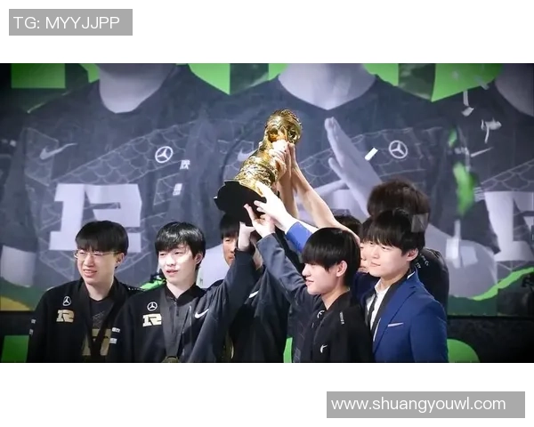 世界足球三巨星争锋对决 谁将登顶足坛巅峰荣耀